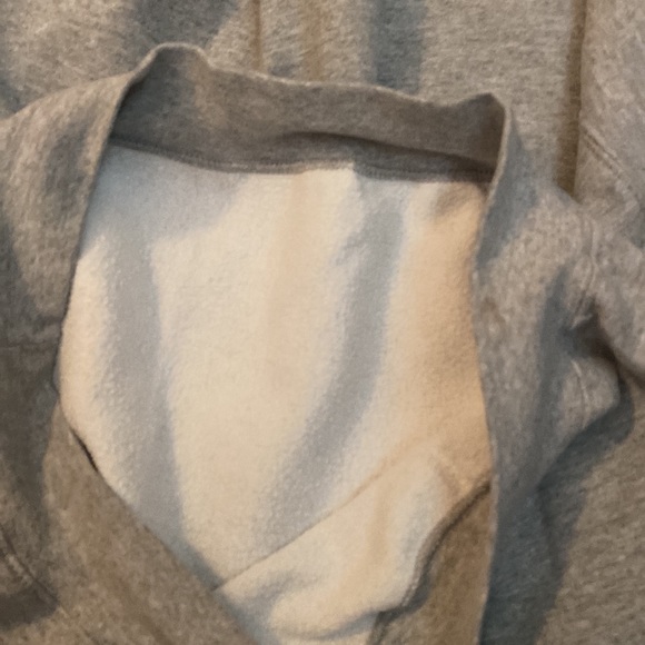 Fox 2 News Sweatshirt size Large - Picture 5 of 6